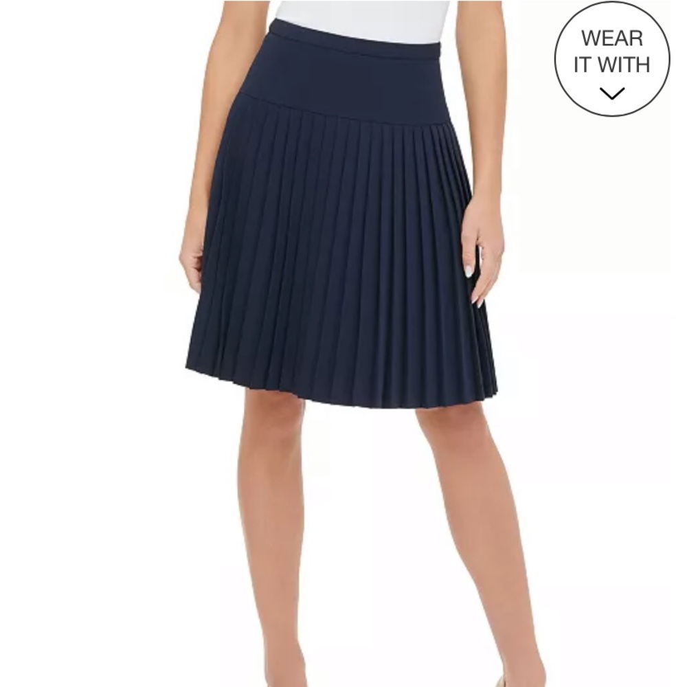 Tommy Hilfiger Navy Pleated Skirt